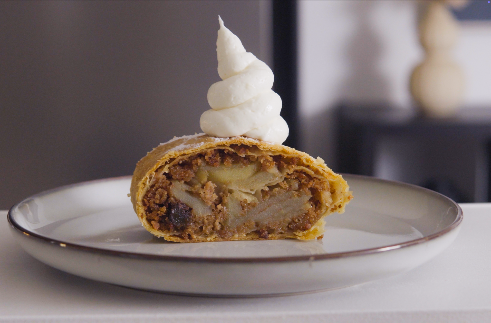 Traditional Apple Strudel (Apfelstrudel)