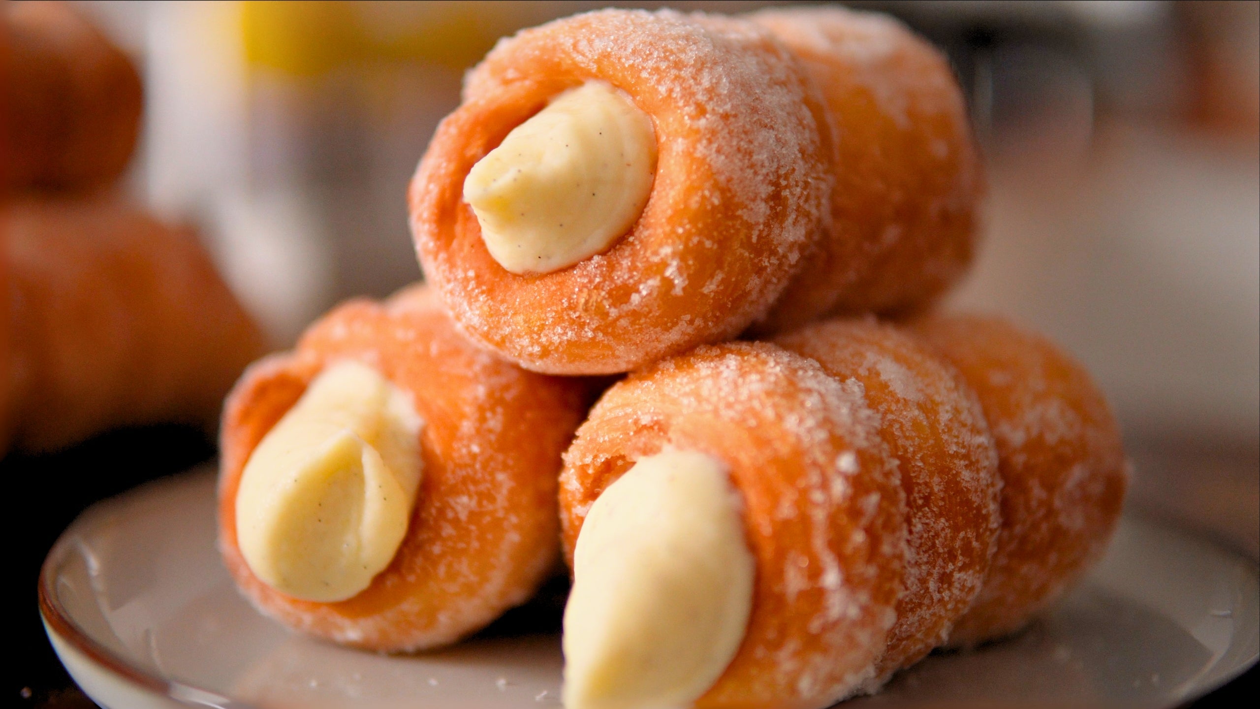 Cartocci (Ricotta Filling & Custard Filling)